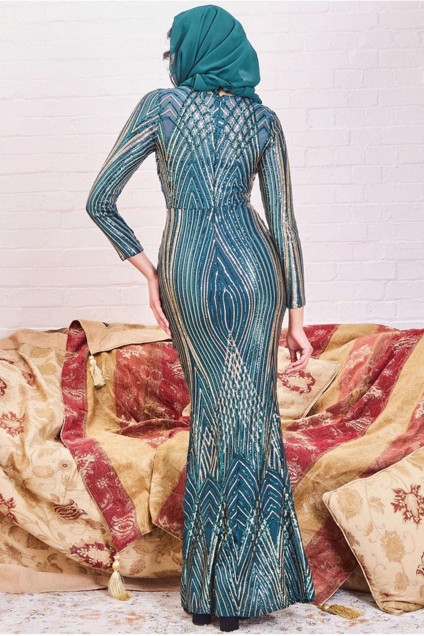 Modesty Two Toned Sequin Maxi - Emerald Green DR3494MOD