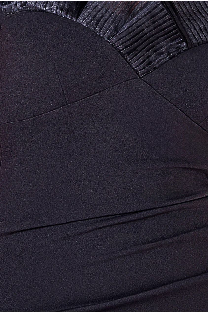 Fan Pleated Bardot Scuba Crepe Maxi - Black DR4070