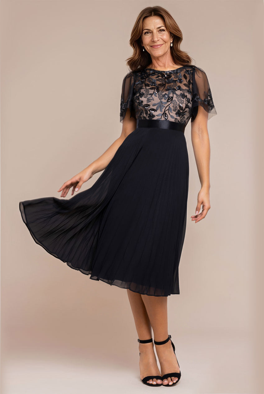 Embroidered Top Chiffon Pleated Midi - Black DR3802M