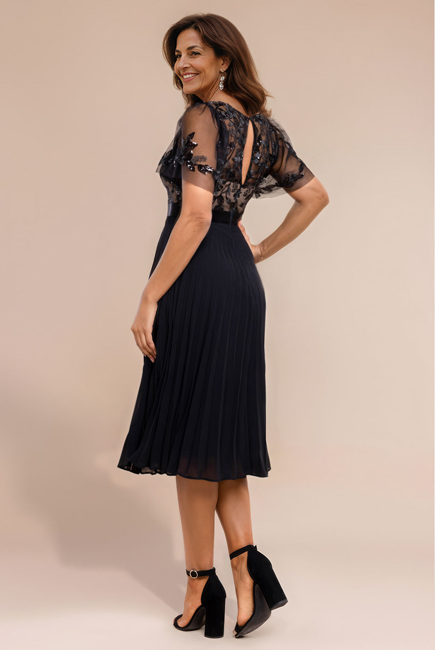 Embroidered Top Chiffon Pleated Midi - Black DR3802M