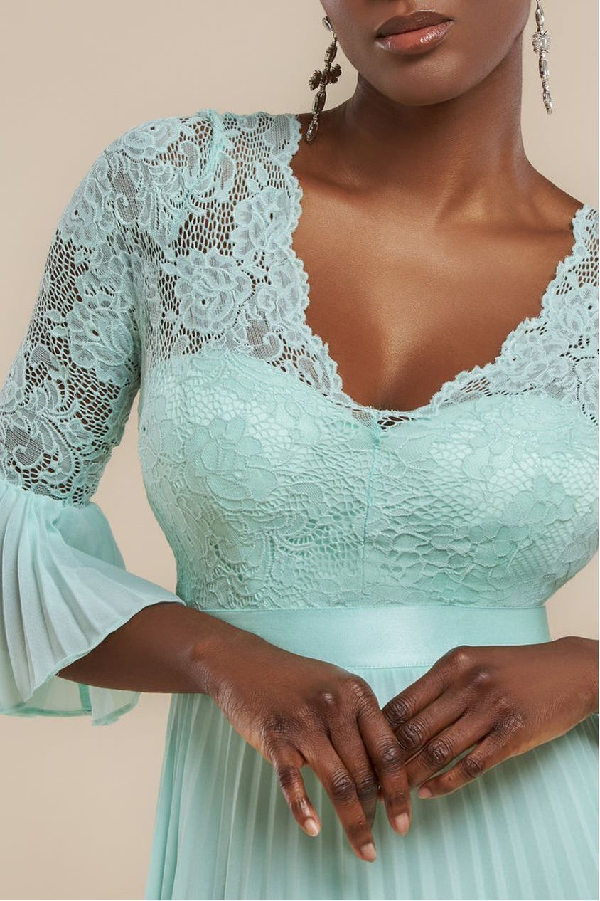 Scalloped Lace Bodice Pleated Chiffon A Line Maxi Dress - Mint Green DR4390